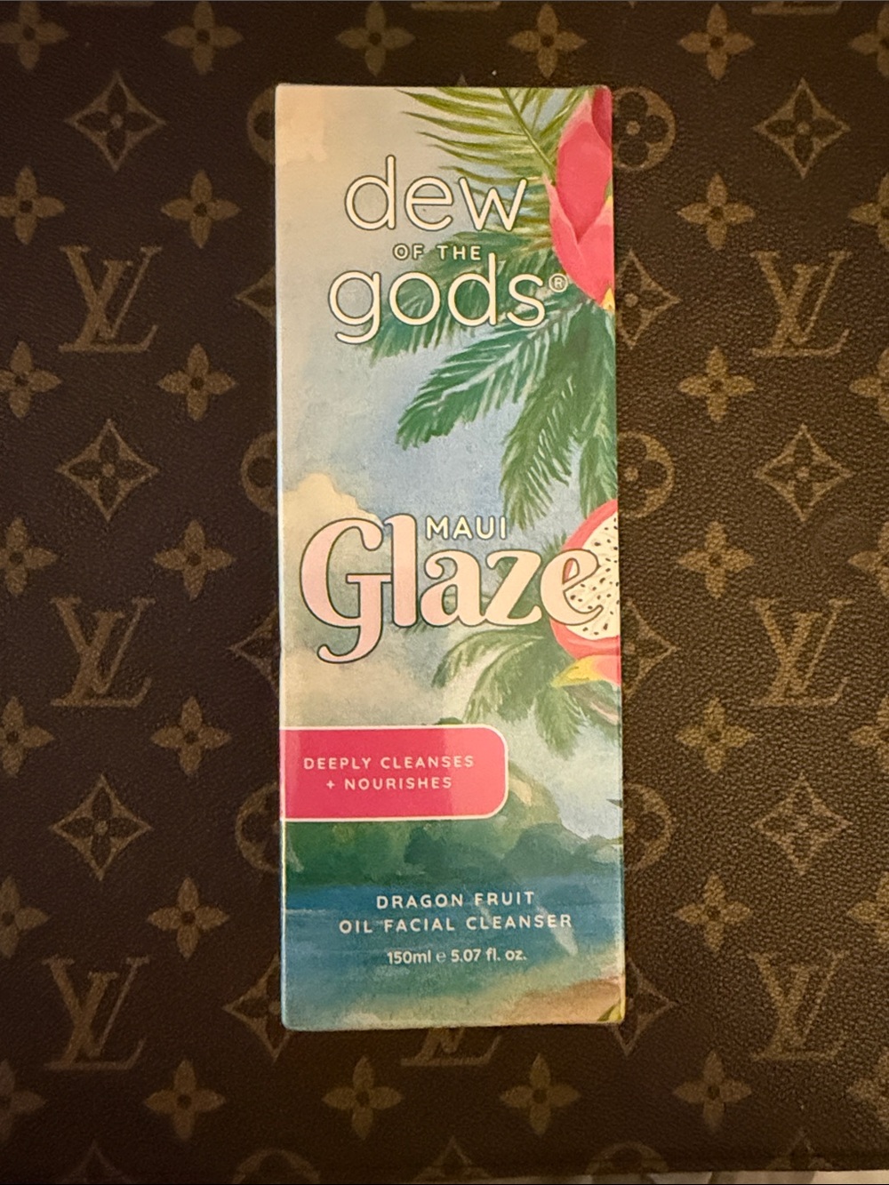 DEW OF THE GODS Maui Glaze Dragon Fruit Oil Facial Cleanser NEW